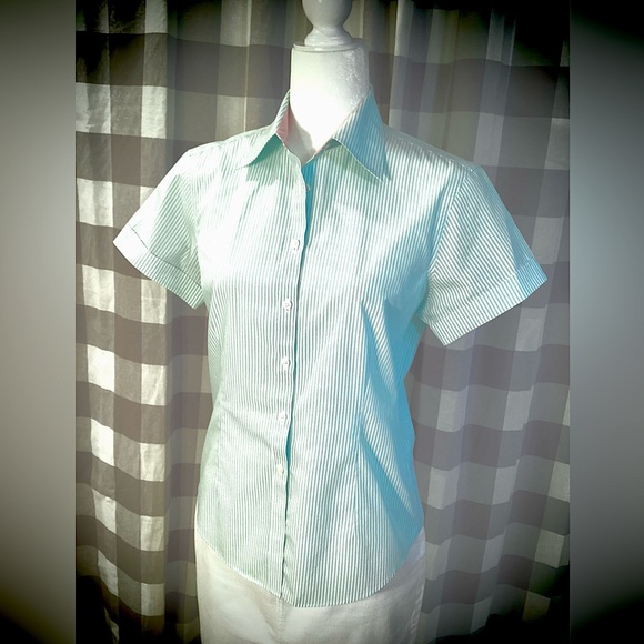 Brooks Brothers Tops - Brooks Brothers No-Iron Striped Short Sleeve Button-Up Shirt